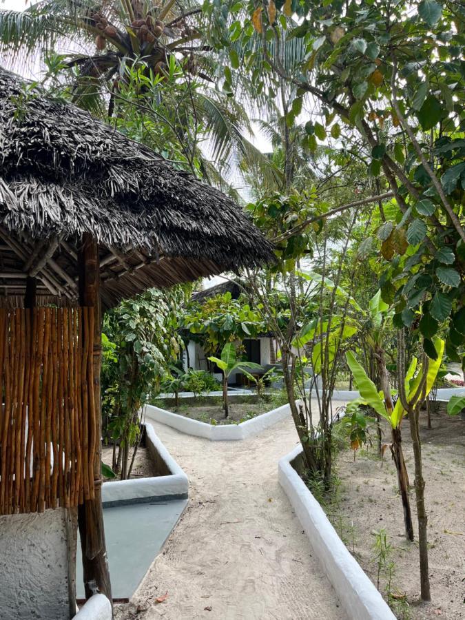Karanga Bungalows Michamvi Exteriör bild